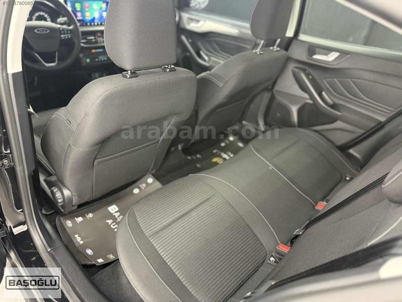 2025 MODEL FORD FOCUS 1.5ECOBLUE TİTANİUM STİL SİYAH RENK