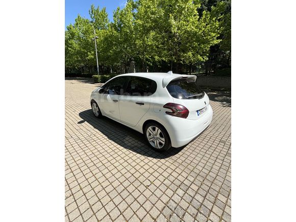 Yeni muayeneli Sahibinden Peugeot 208 1.2 PureTech Access 2015 Model 