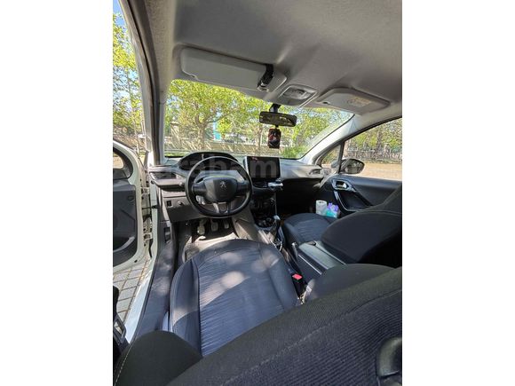 Yeni muayeneli Sahibinden Peugeot 208 1.2 PureTech Access 2015 Model 