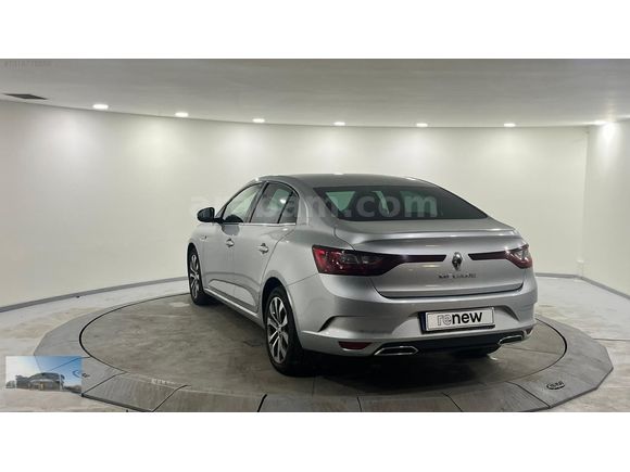 2025 Megane 1.3 Tce Icon EDC 11.784 KM / ''12 AY K.KARTI''
