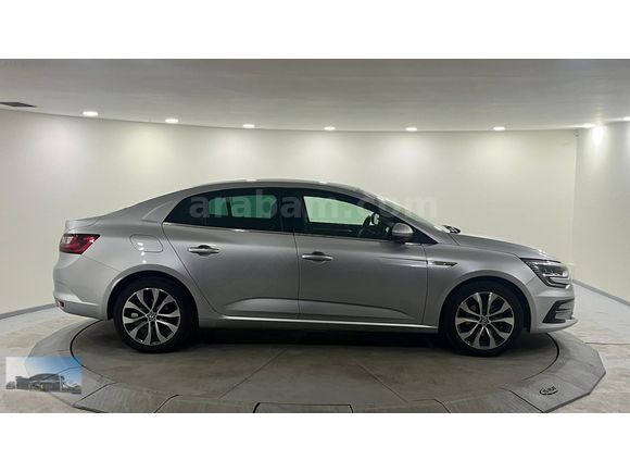 2025 Megane 1.3 Tce Icon EDC 11.784 KM / ''12 AY K.KARTI''