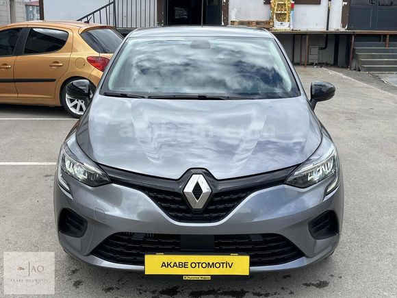 2023 RENAULT CLİO 1.0 TCE JOY 19.000 KM DE BOYASIZ OTOMATİK