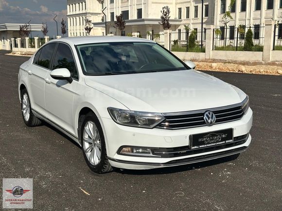 PASSAT B8 COMFOTLİNE 205 BİN KM'DE DSG HATASIZ BOYASIZ HASARSIZ