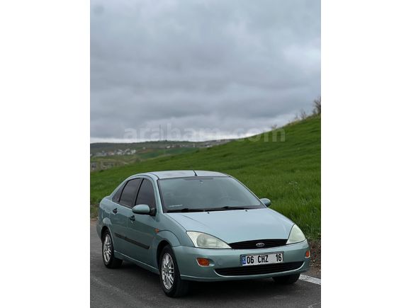 Sahibinden Ford Focus 1.6 Ghia 2001 Model