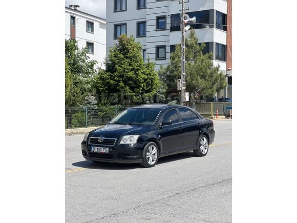 Sahibinden Toyota Avensis 2.0 Executive Elegant 2004 Model 