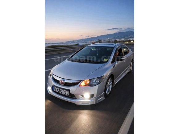 Sahibinden Honda Civic 1.6i VTEC Elegance 2011 Model