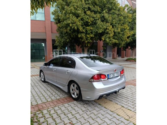 Sahibinden Honda Civic 1.6i VTEC Elegance 2011 Model