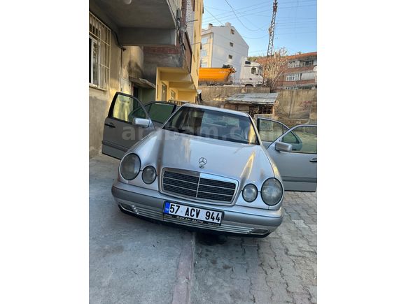 Sahibinden Mercedes - Benz E 220 CDI Elegance 1997 Model