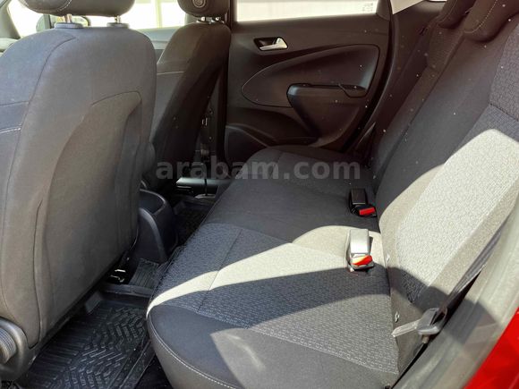 Hatasız  50.000 km garantili yetkili servis bakımlı 2022 otomatik 1.2 Crossland