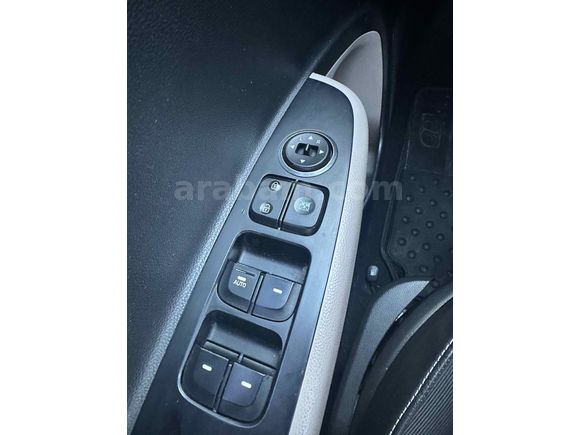 Sahibinden Hyundai i10 1.0 D-CVVT Style 2014 Model 