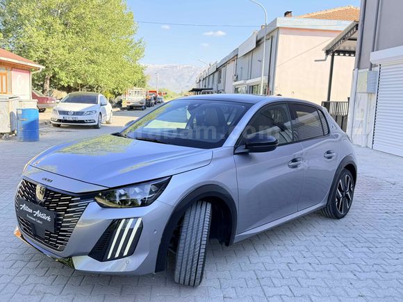 BOYASIZ 2025 MODEL PEUGEOT e-208 GT 