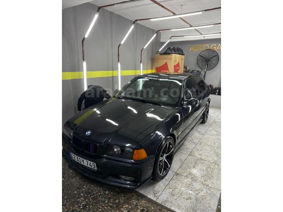 1998 Model Compact M50 B20