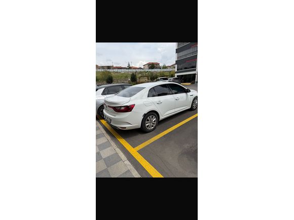 Sahibinden Renault Megane 1.5 Blue DCI Joy 2021 Model 