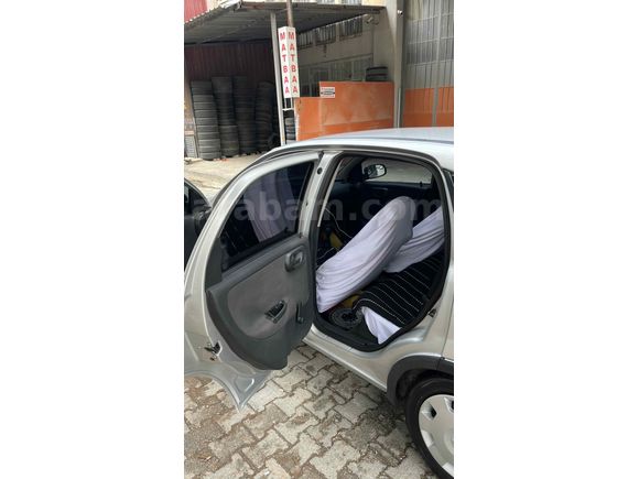 Sahibinden Opel Corsa 1.3 CDTI Enjoy 2004 Model 