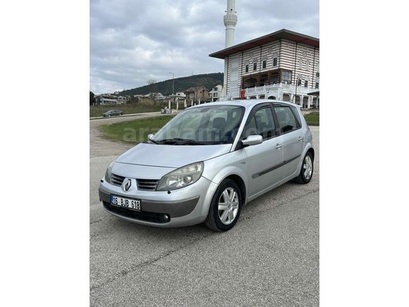 Sahibinden Renault Scenic 1.5 dCi Dynamique 2006 Model 