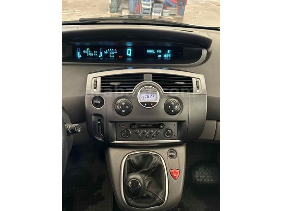Sahibinden Renault Scenic 1.5 dCi Dynamique 2006 Model 