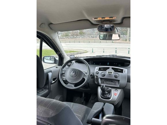 Sahibinden Renault Scenic 1.5 dCi Dynamique 2006 Model 