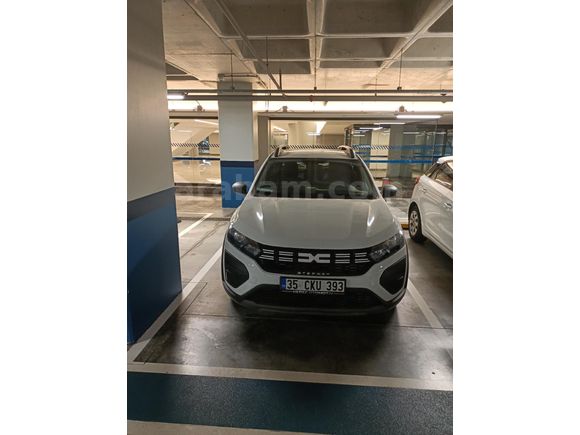 Sahibinden Yeni Logo Dacia Sandero Stepway 1.0 Tce Essential 2023 Model Adıyaman 100.000 km Beyaz