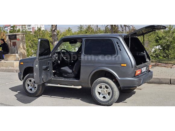 çiçek  Lada Niva 1.6 1993 Model