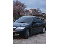 Sahibinden Honda Civic 1.6i VTEC lS 2006   İlk sahibinden alındı değişensiz kilometresi düşük