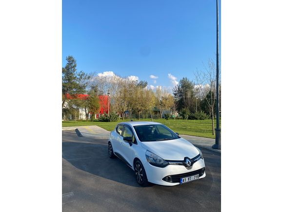 3.Sahibinden Renault Clio 1.2 Joy 2015 Model 