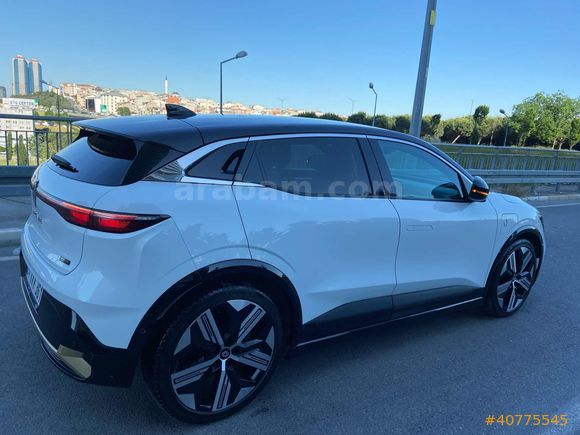 ERTÜKEL | 2024 ÇIKIŞ HATASIZ-BOYASIZ MEGANE E-TECH ICONIC 220 HP