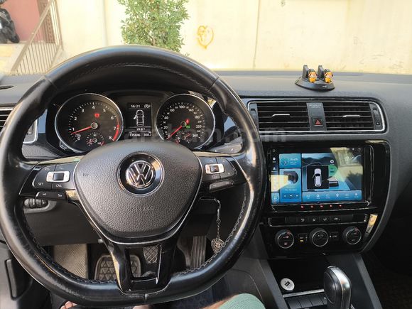 Sahibinden Volkswagen Jetta 1.2 TSi BlueMotion Comfortline 2017 Model  145.000 km Beyaz
