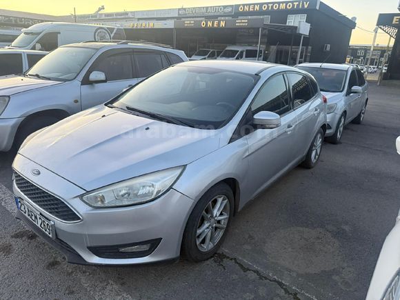 Sahibinden Ford Focus 1.6 Ti-VCT Style 2015 Model