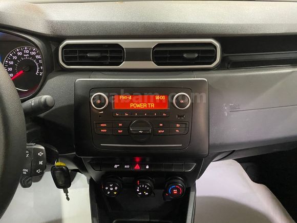 otomobil Dacia Duster 1.0 Turbo Essential 4x2