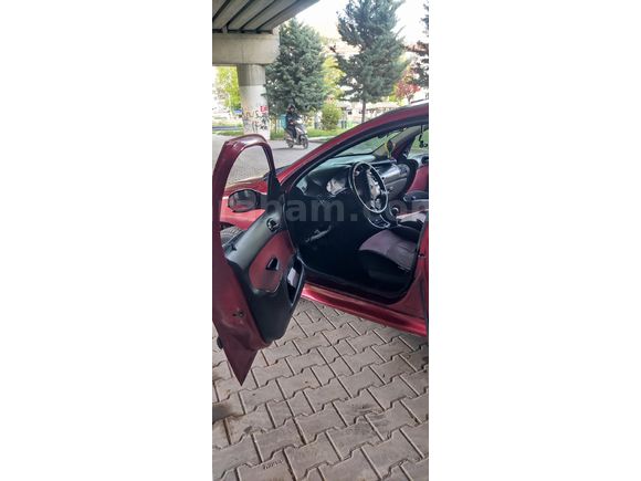 KÜLLERİNDEN YENİDEN DOĞDU