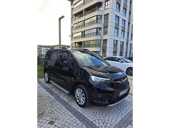 İlk Sahibinden Opel Combo 1.5 CDTI Ultimate 2023 Model