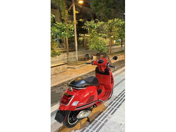 VESPA GTS300SUPER. 22/23ÇIKIŞLI!