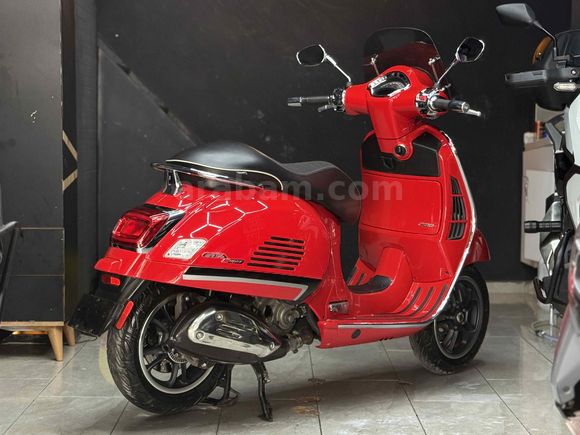 VESPA GTS300SUPER. 22/23ÇIKIŞLI!