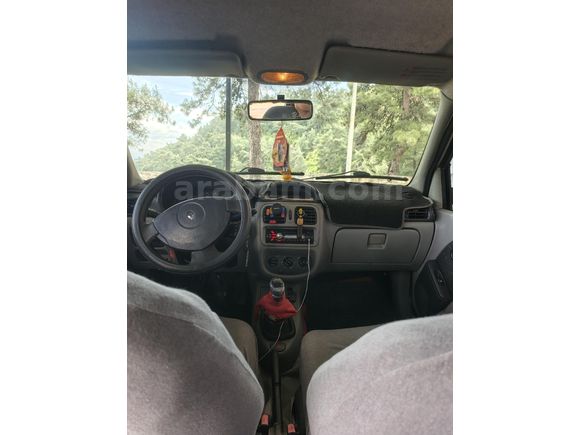 Sahibinden Renault Clio 1.5 dCi Expression 2003 Model  275.000 km Gri (Gümüş)