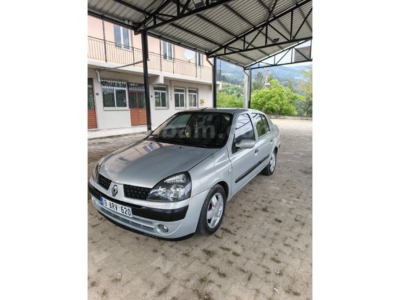 Sahibinden Renault Clio 1.5 dCi Expression 2003 Model  275.000 km Gri (Gümüş)