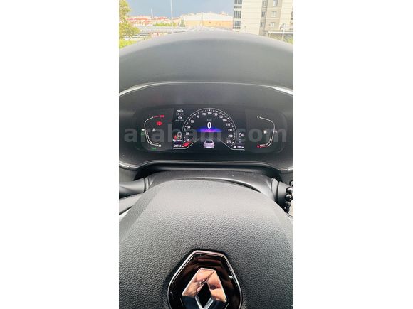 Emekli Askeri Personelden Hatasız Megane 1.3 TCe Icon 2024 Model 