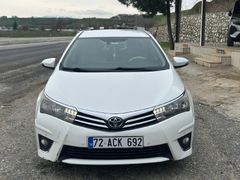 Sahibinden Toyota Corolla 1.4 D-4D Premium 2015 Model  187.000 km Beyaz