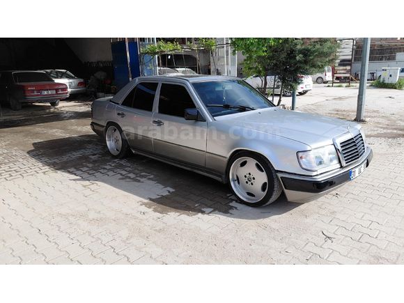 Sahibinden Mercedes - Benz E 300 D 1985 Model
