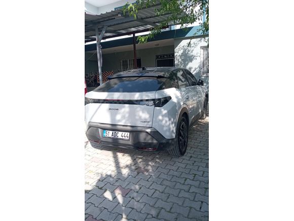 Sahibinden Peugeot 3008 1.2 Hybrid GT 2024 Model  9.255 km Beyaz