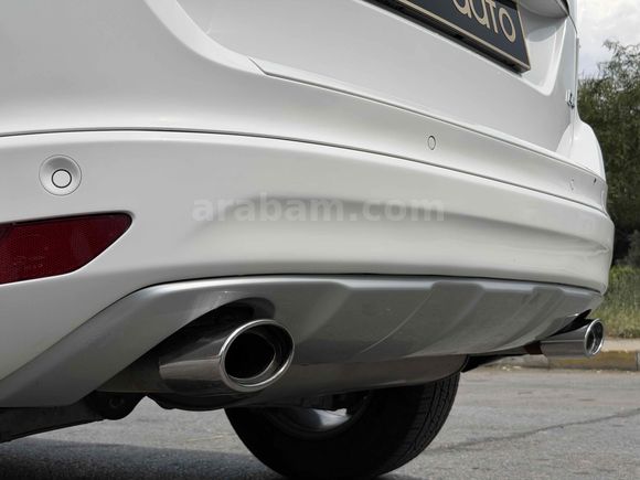  Volvo XC60 2.0 D4  2013 Model 