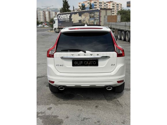  Volvo XC60 2.0 D4  2013 Model 