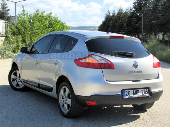 2011 MEGANE 182'BİNDE BENZİN LPG TEK DEĞİŞEN TEK BOYA BAKIMLI 'ÇETİN CARS'