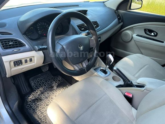 2011 MEGANE 182'BİNDE BENZİN LPG TEK DEĞİŞEN TEK BOYA BAKIMLI 'ÇETİN CARS'