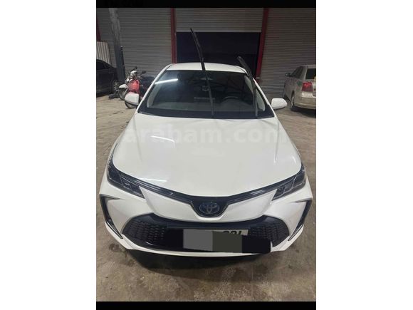 Sahibinden Toyota Corolla 1.8 Hybrid Dream 2024 Model 