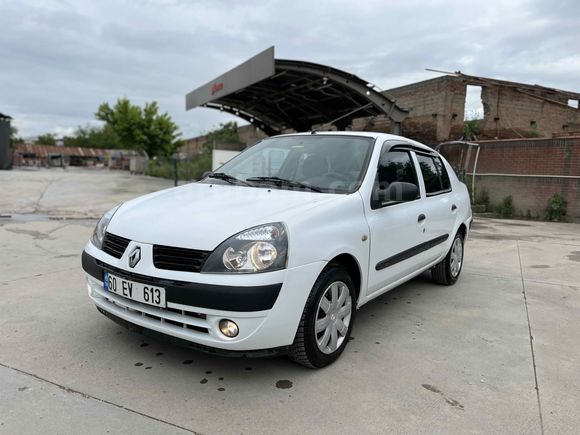 HATASIZ AYARINDA 9 yıllık Sahibinden Renault Clio 1.5 dCi