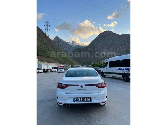 Renault Megane 1.3 TCe Joy 2019 Model 