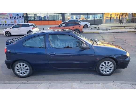 Sahibinden Renault Megane 1.6 Coupe Dynamique 2001 Model 