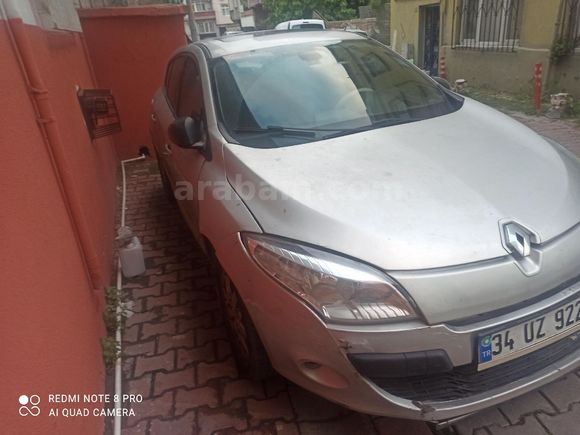 Sahibinden Renault Megane 1.5 dCi Privilege 2011 Model