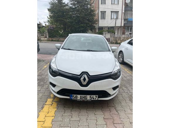 Sahibinden Renault Clio 0.9 TCe Joy 2020 Model 