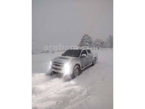 Sahibinden Isuzu D-Max 2.5 4x2 LTD 2012 Model  314.000 km Gri (metalik)
